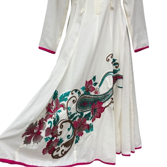 Vintage Long Sleeve Maxi Dress, Boho Style Embroidery, Fits 8-10 Full Length - Picture 8 of 14